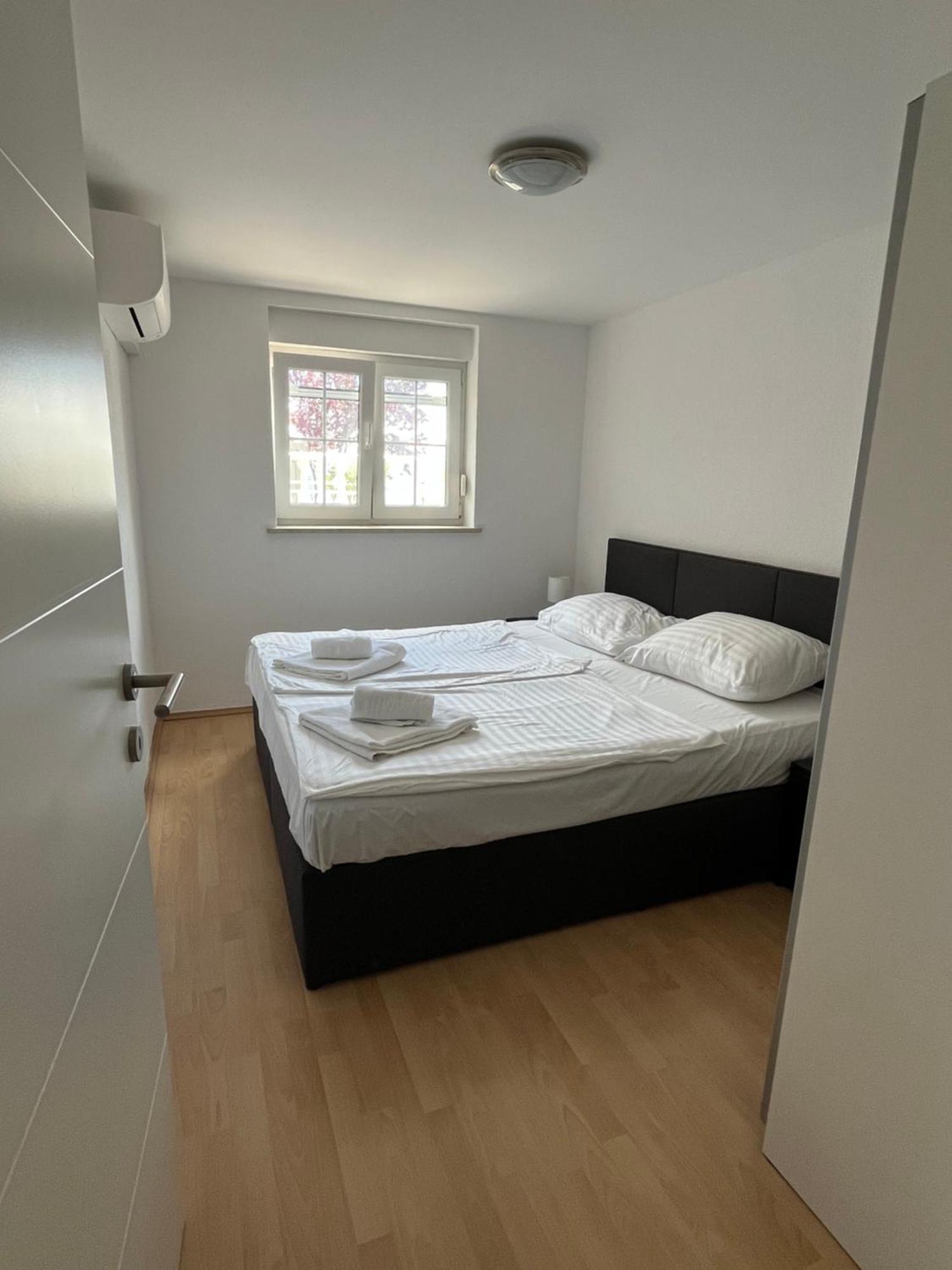 Apartments Adria Цриквениця Екстер'єр фото
