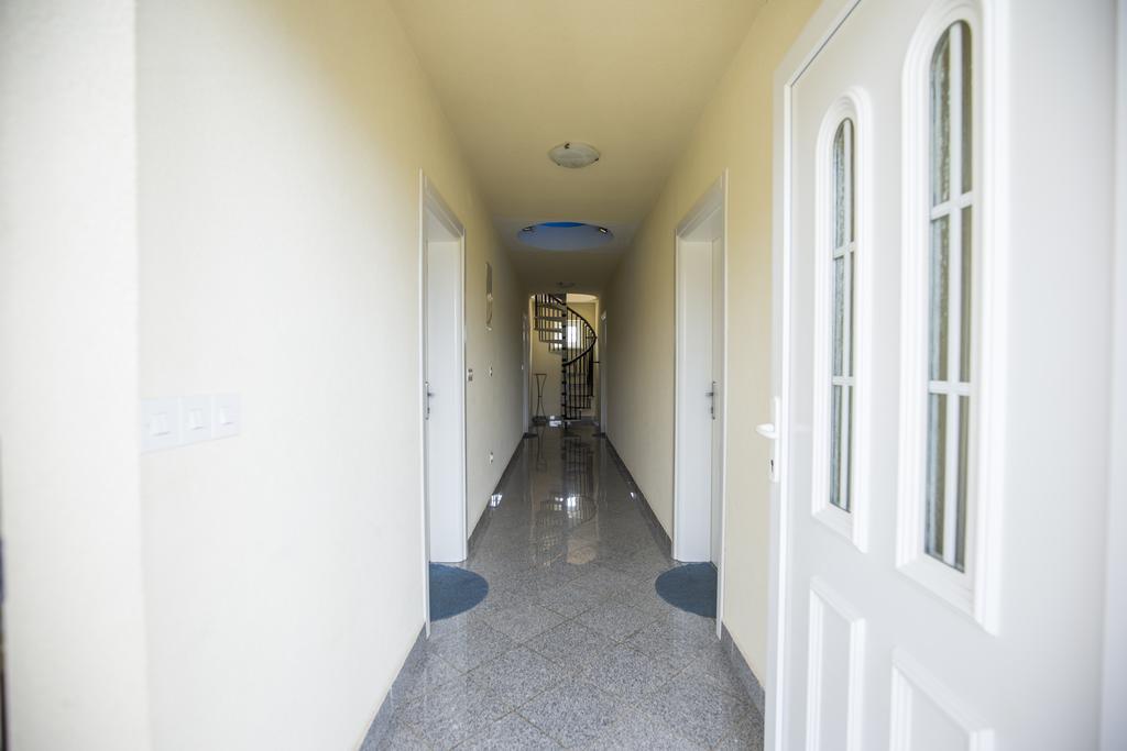 Apartments Adria Цриквениця Екстер'єр фото