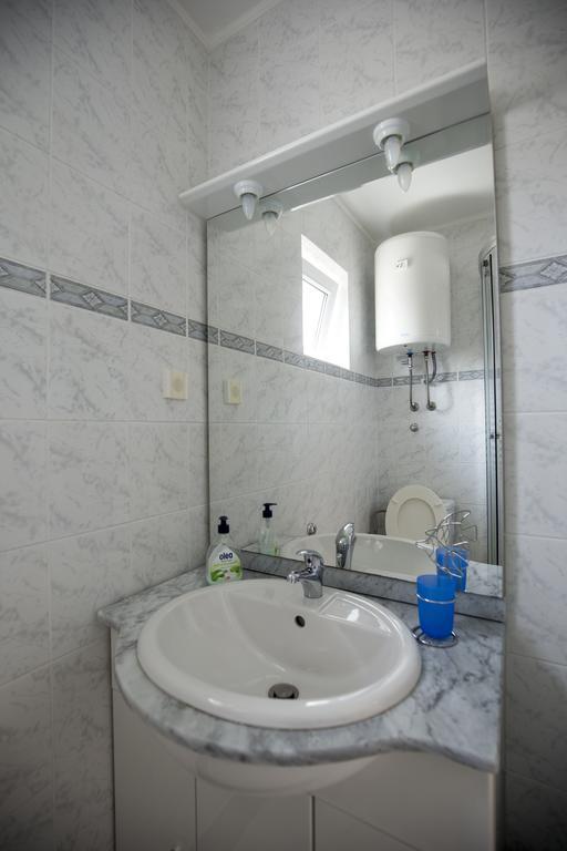 Apartments Adria Цриквениця Екстер'єр фото