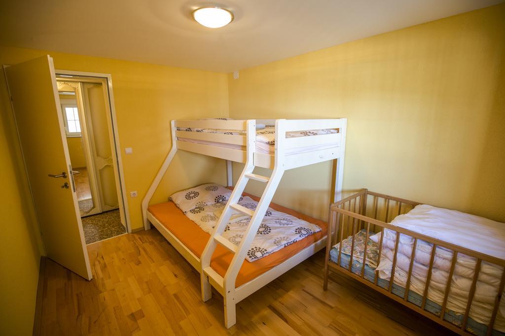 Apartments Adria Цриквениця Екстер'єр фото